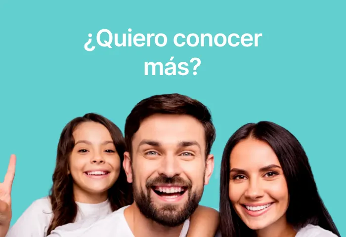 Banner informativo con una familia
